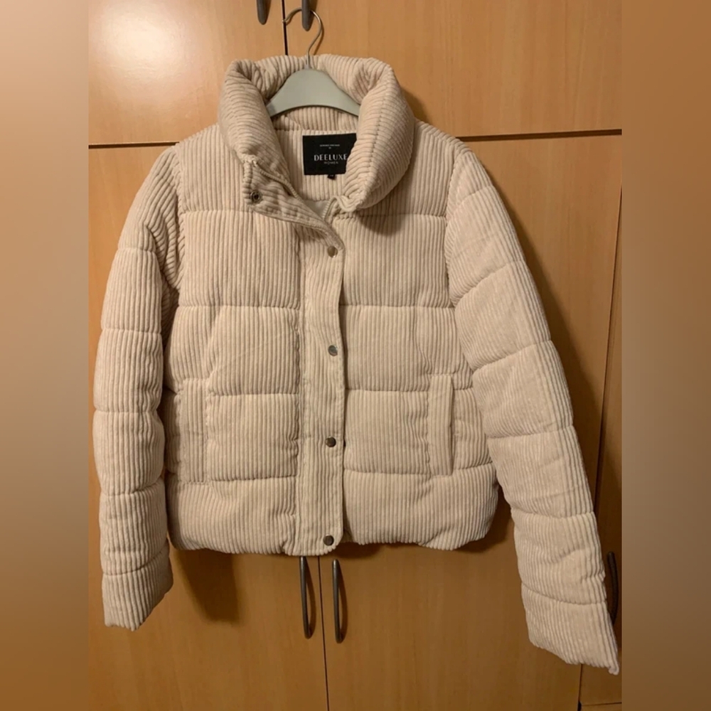 Beulah Women's Cream Puffer Jacket